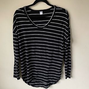 Old Navy Luxe Soft Stretchy Stripped Long Sleeve